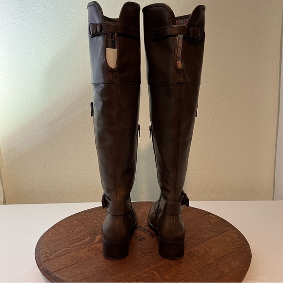 Crown by Born Over the Knee Boots. Chocolate brown color. Size 7.5 - Picture 7 of 8